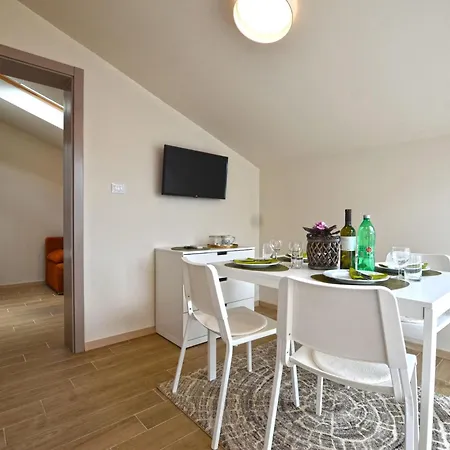 Tranquil Getaway With Shared Pool In - One Bedroom Semesterbostad Bale