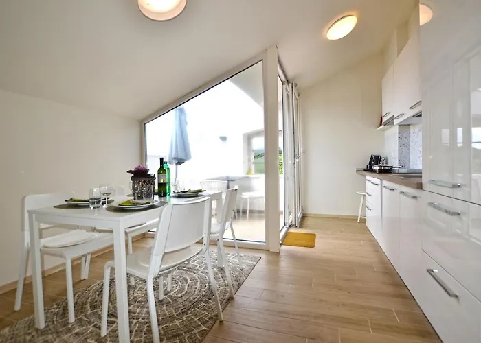 Tranquil Getaway With Shared Pool In - One Bedroom